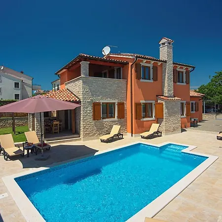 House Jurman Сasa de vacaciones Fažana