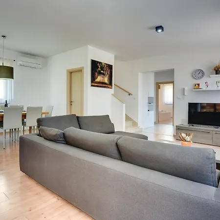 Casa Jurman *