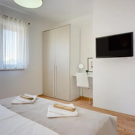 House Jurman 別荘 Fažana